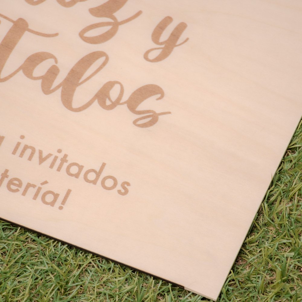 Cartel arroz y pétalos