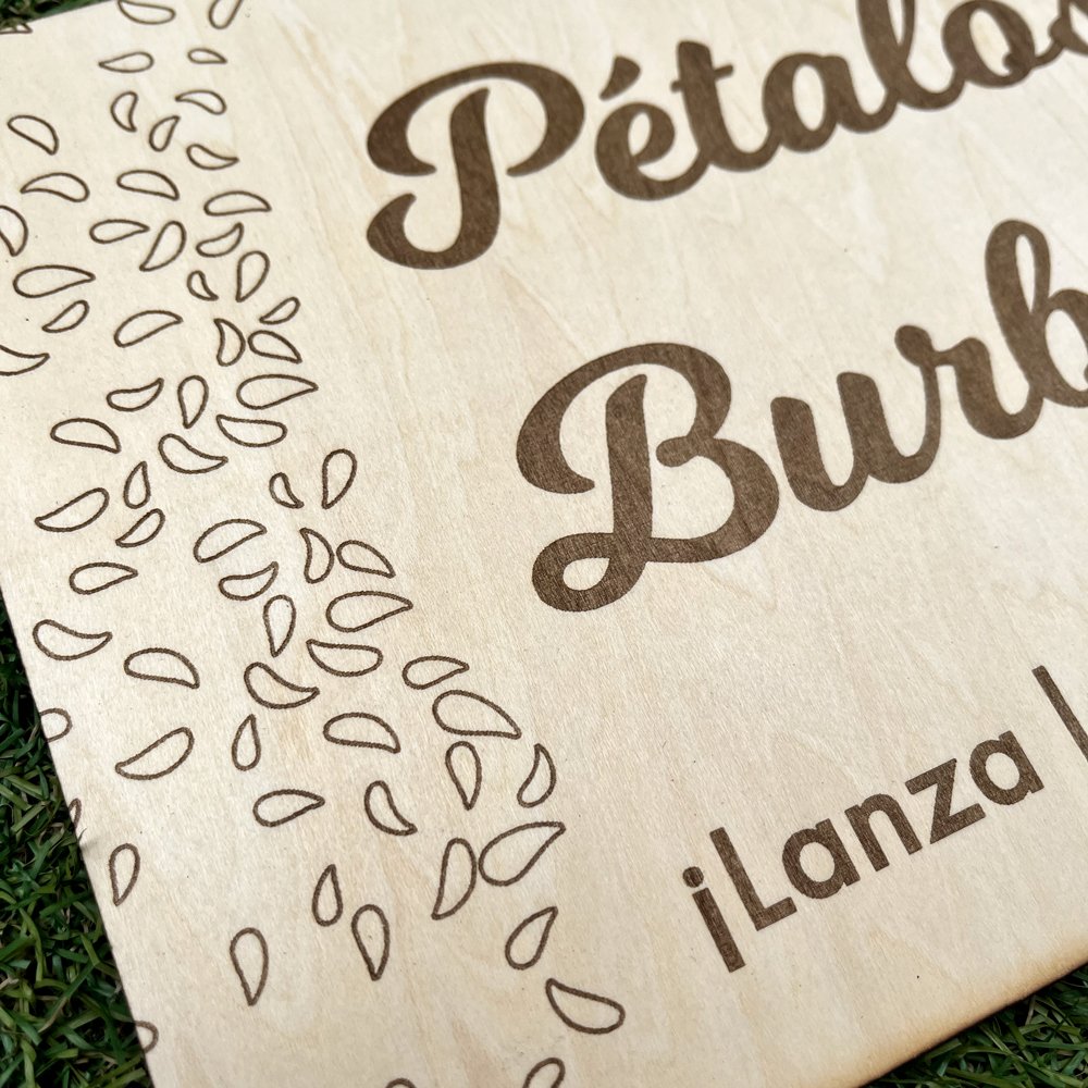 Cartel pétalos y burbujas